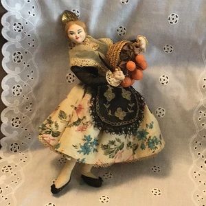 Vintage Antique 1950’s Roldan Klumpe Handmade Dancing Doll in Spanish Dress Rare